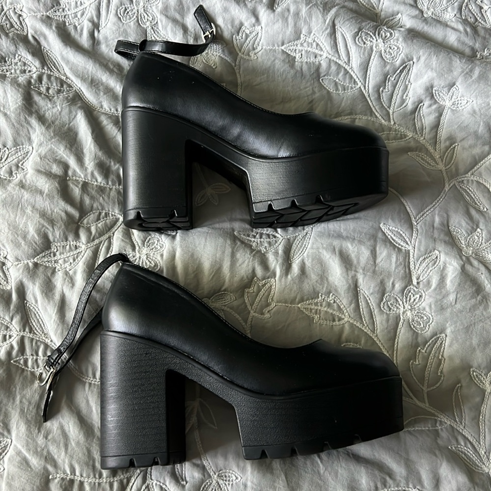 SHEIN heels